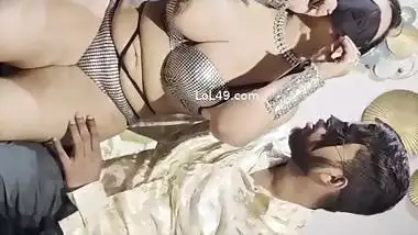 Masked Indian slut blindfold blowjob and hot sex
