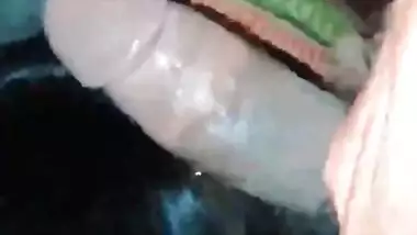 Neighbour Desi Bhabhi Giving Blowjob