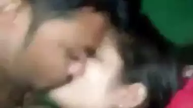 Hot sex MMS of a guy fucking his GF like a doggy