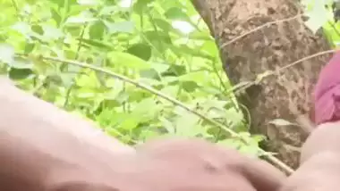 Village lady experiencing desi outdoor sex in the jungle