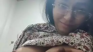 Tattooed wife milking boobs show selfie viral clip